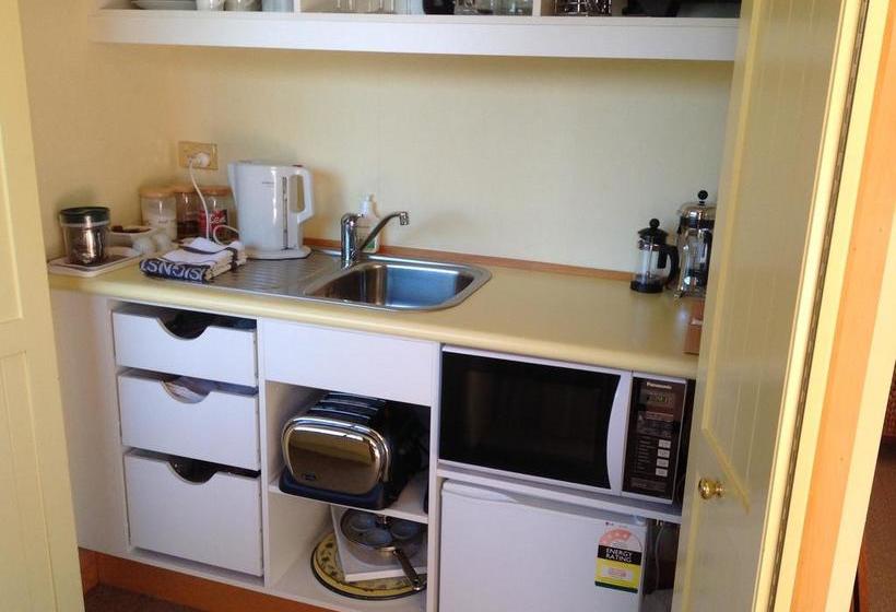 Bed and Breakfast Tuscany On Taupo Taupo Isla Norte