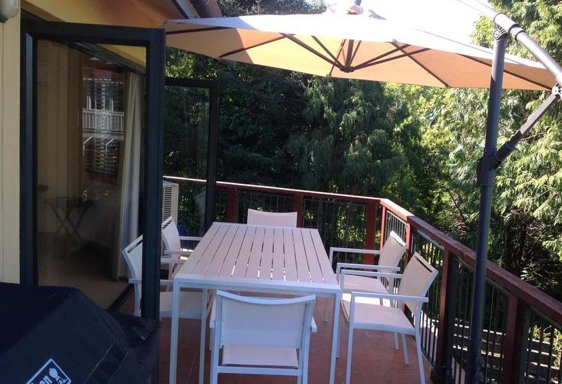 Bed and Breakfast Tuscany On Taupo 1