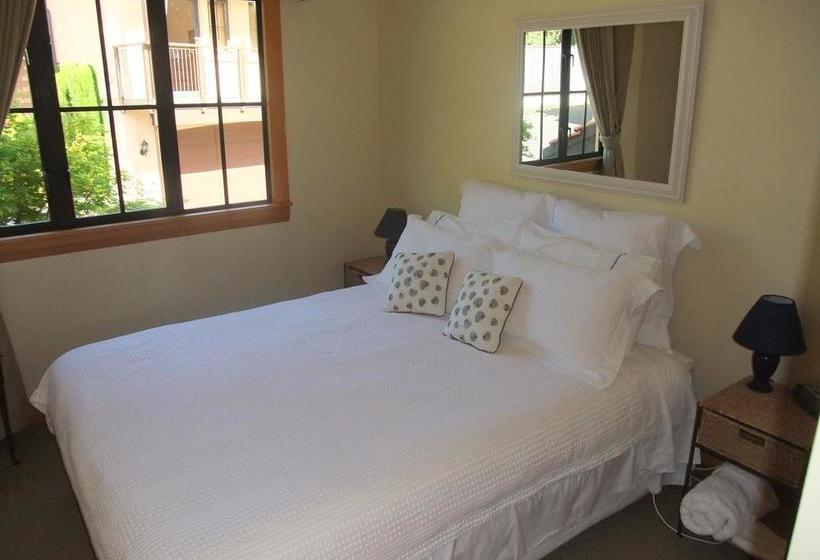 Bed and Breakfast Tuscany On Taupo 12