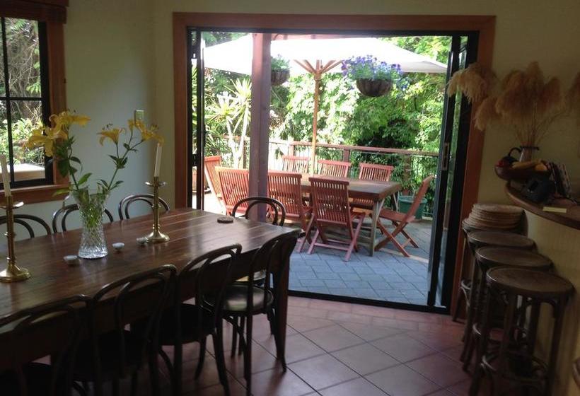 Bed and Breakfast Tuscany On Taupo 4