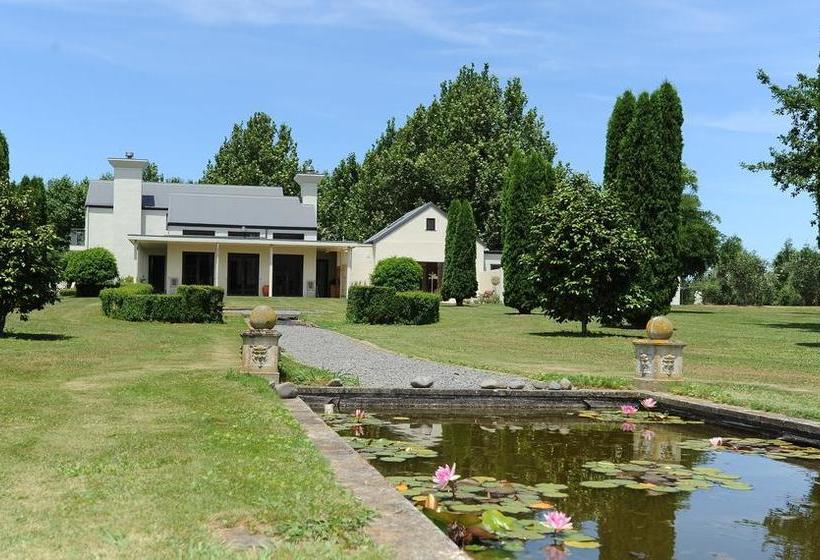 The Two Chimneys B&b 16