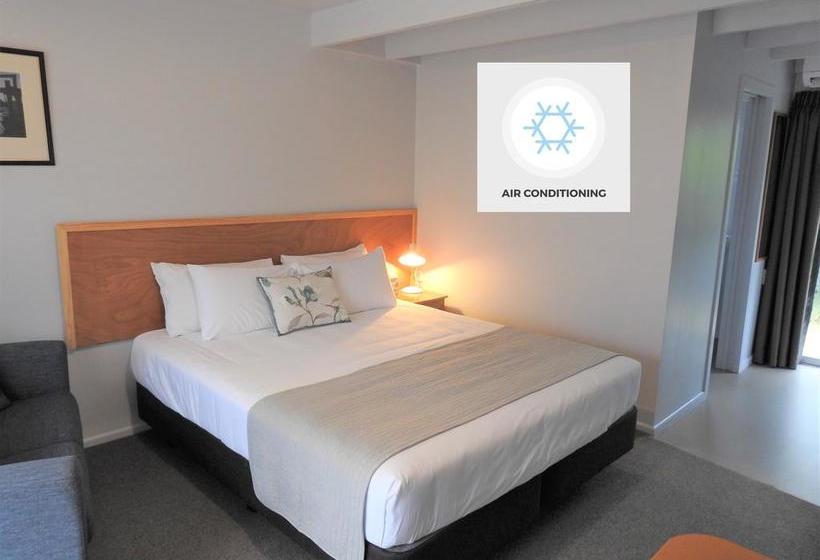 Collingwood Park Motel 11