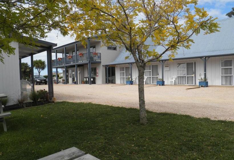 Collingwood Park Motel 12