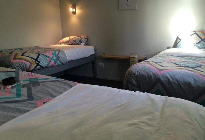 Albergue Ivorytowers Backpacker Lodge