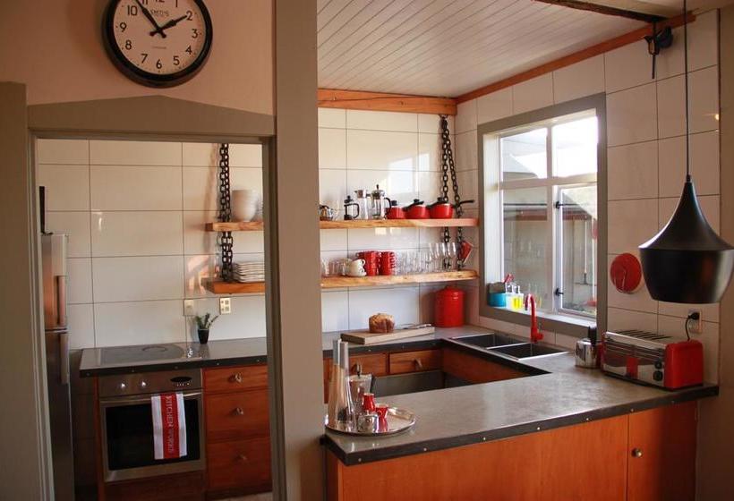 Hostel Drifting Sands Beachfront Accommodation 3