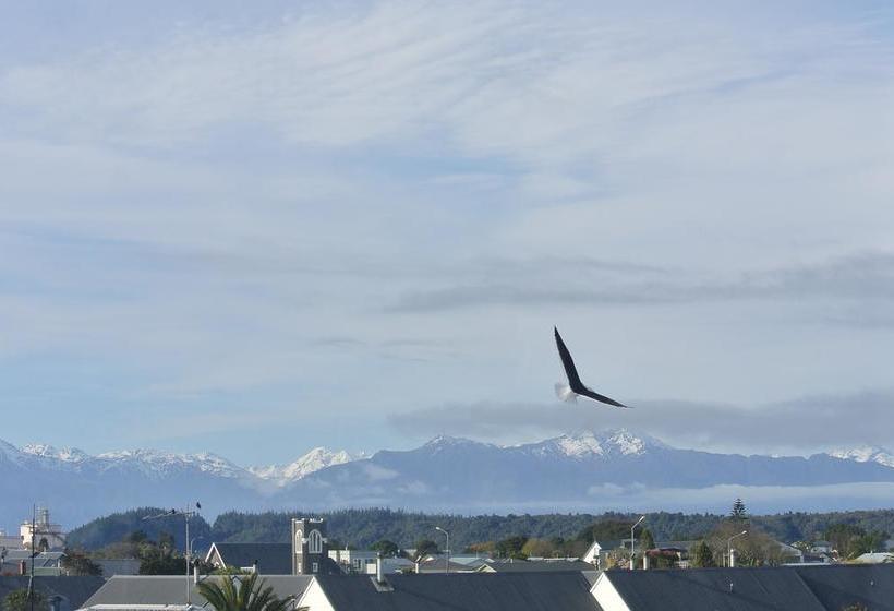 Hostel Drifting Sands Beachfront Accommodation 8