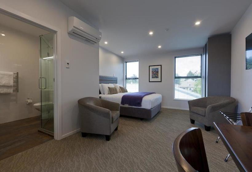 850 Cameron Motel 20