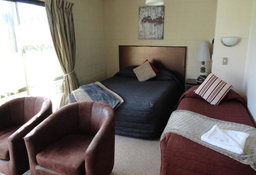 Aarburg Airport Motel 14