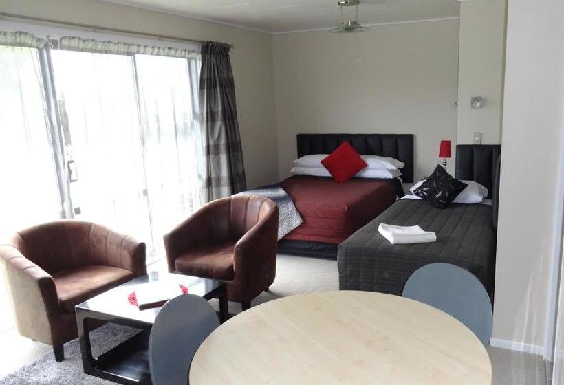 Aarburg Airport Motel 2