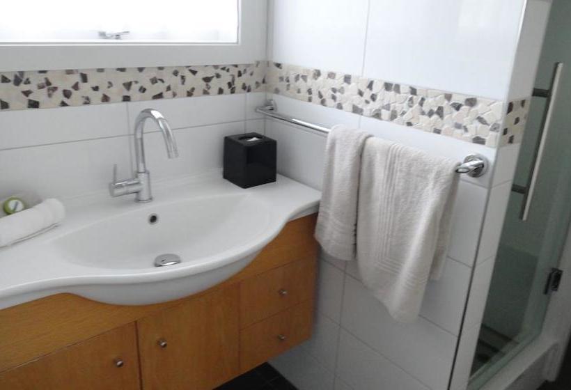 Aarburg Airport Motel 6