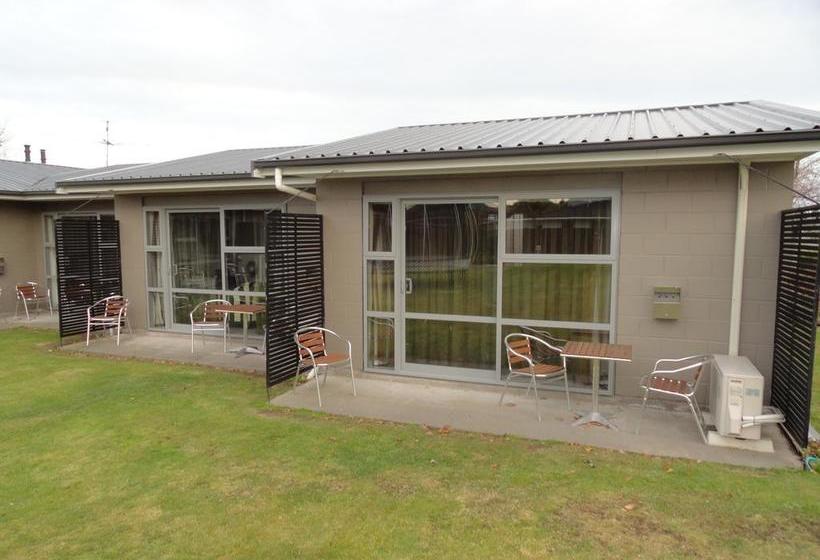 Aarburg Airport Motel 7