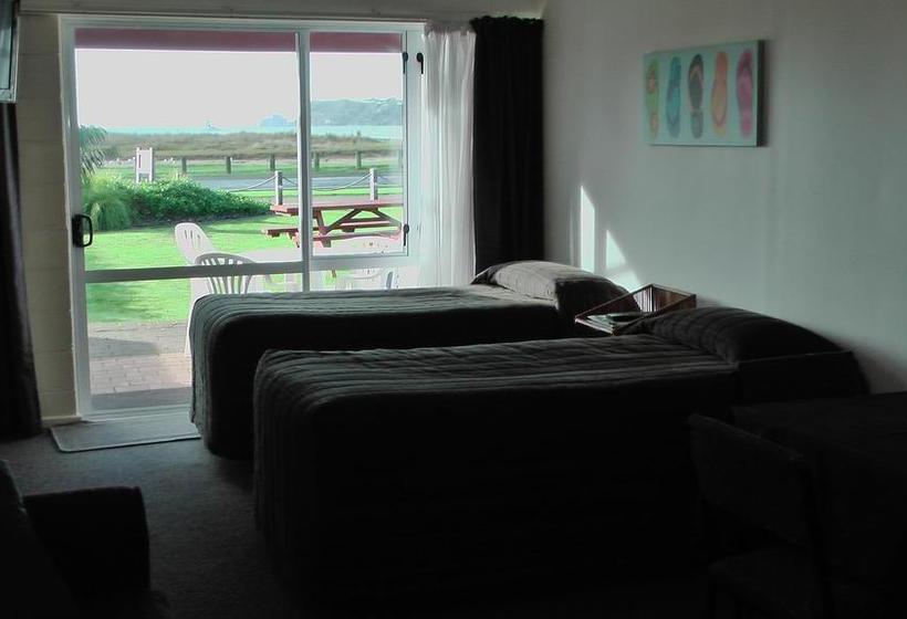 Motel Baileys At The Beach 2