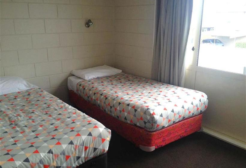 Hostel At The Right Place 10