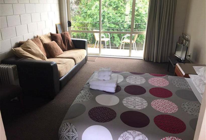 Hostel At The Right Place 18