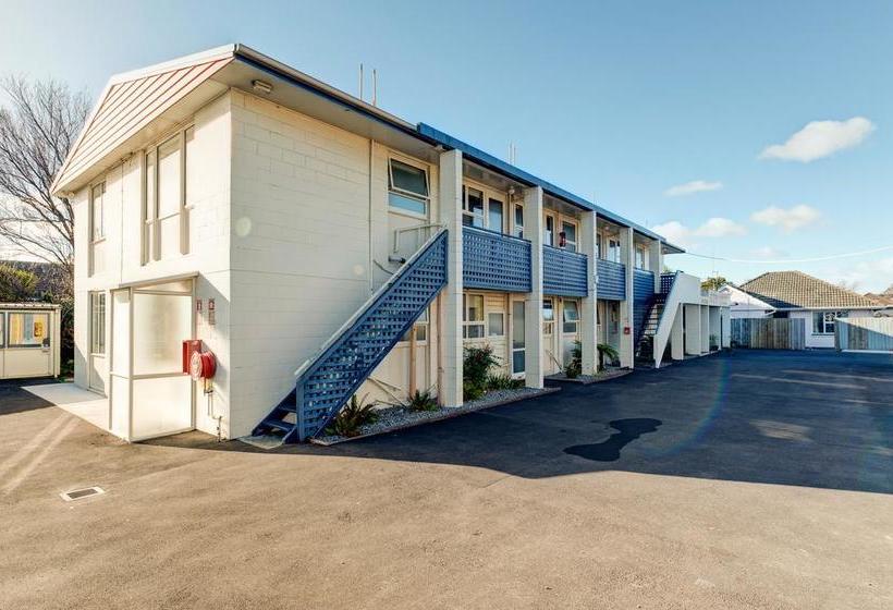 Hostel At The Right Place 3