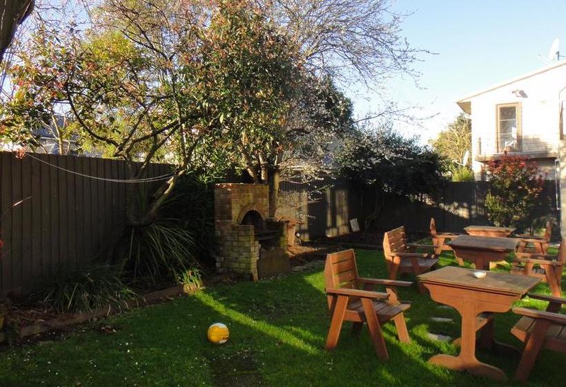 Hostel At The Right Place 6