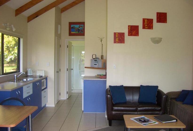 Kerigold Secluded Chalets Motel 10