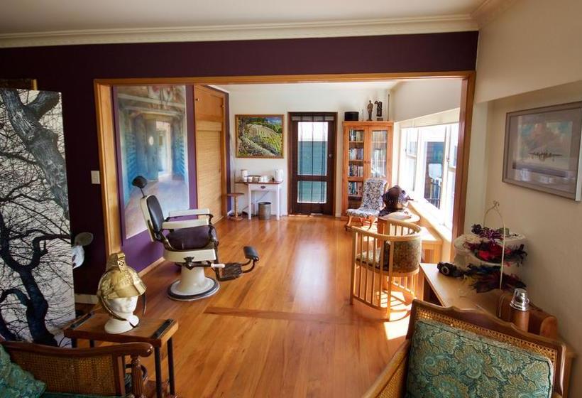 Bed and Breakfast Driftwood House 19