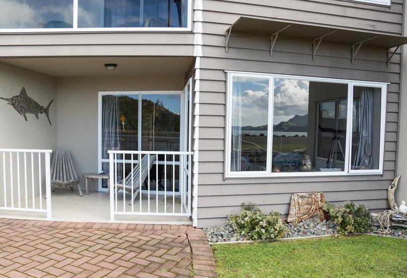 Motel Waterfront Apartments Whitianga 14