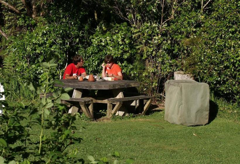 The Innlet Hostel And Cottages 6