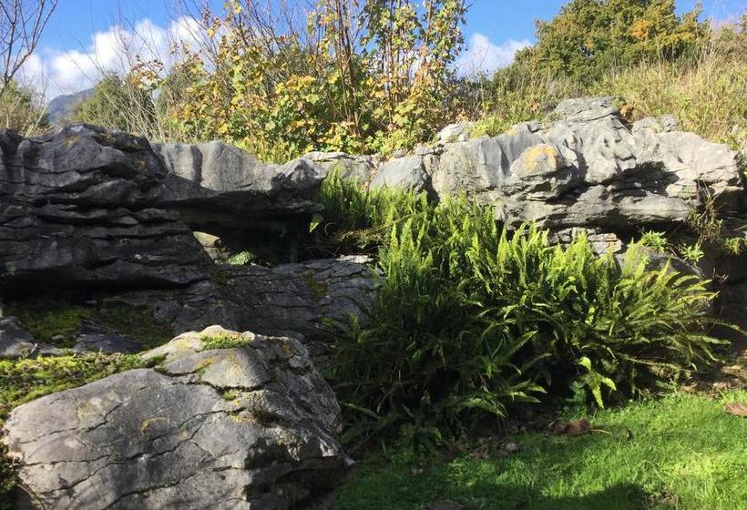 Motel The Rocks Chalets 15