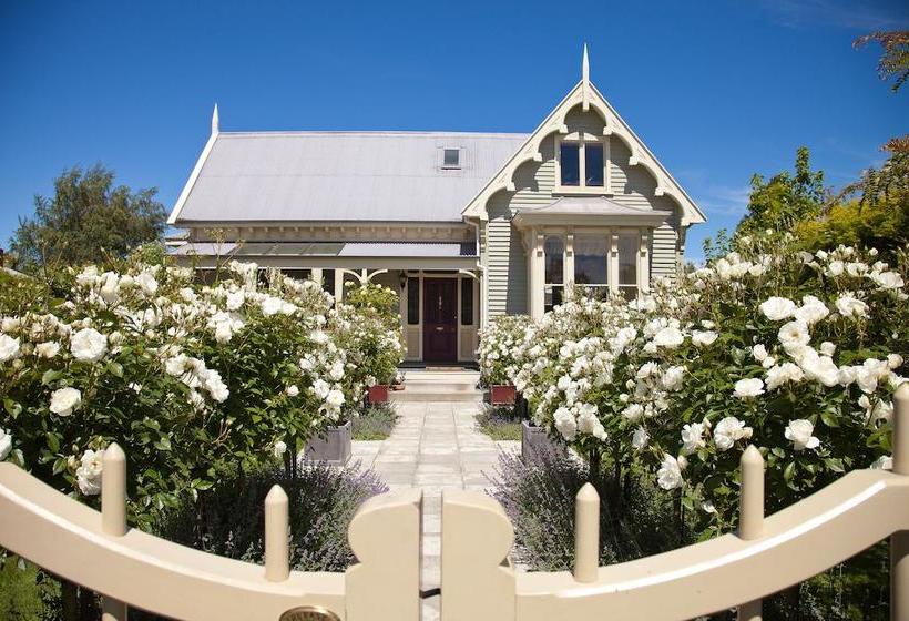 Lilac Rose Boutique Bed And Breakfast