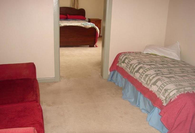 Hostel Brunnerton Lodge And Backpackers 5