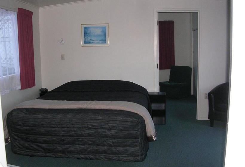 Alexandra Garden Court Motel 12