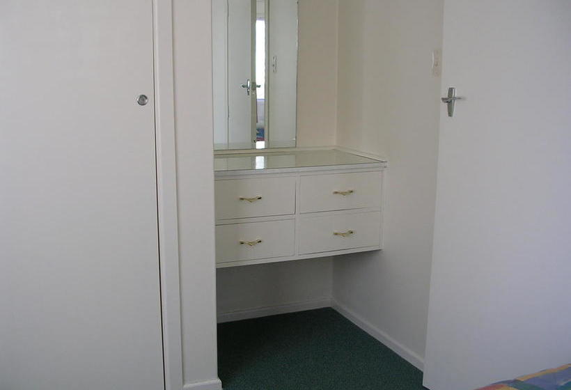 Alexandra Garden Court Motel 15