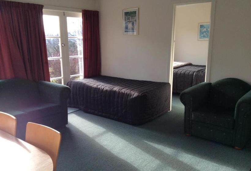 Alexandra Garden Court Motel 5