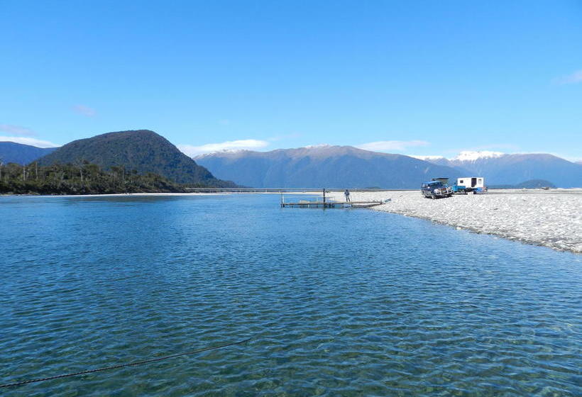 Asure Aspiring Court Motel 7