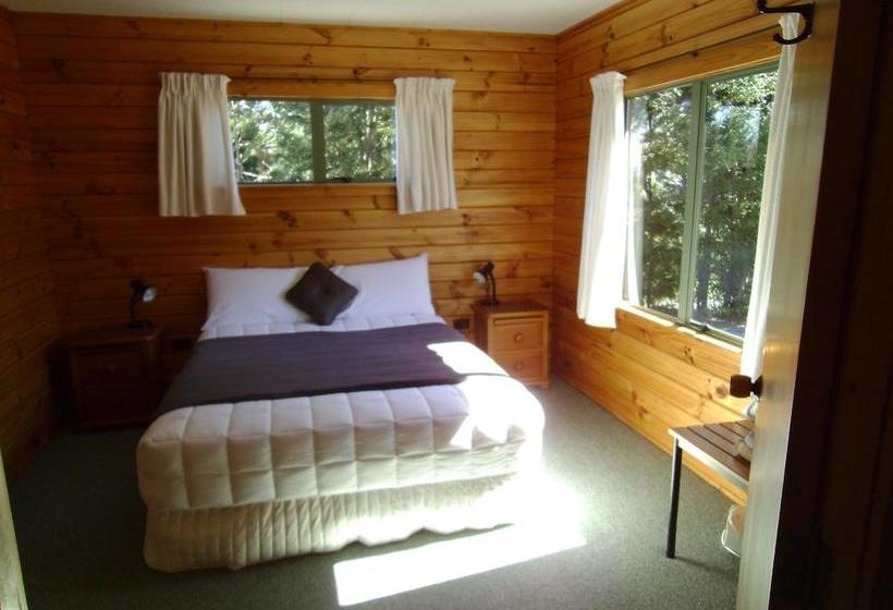 Forest Peak Motel 10