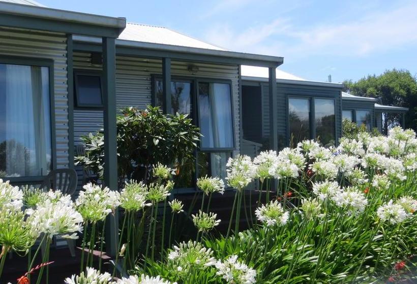 Omau Settlers Lodge Motel 1