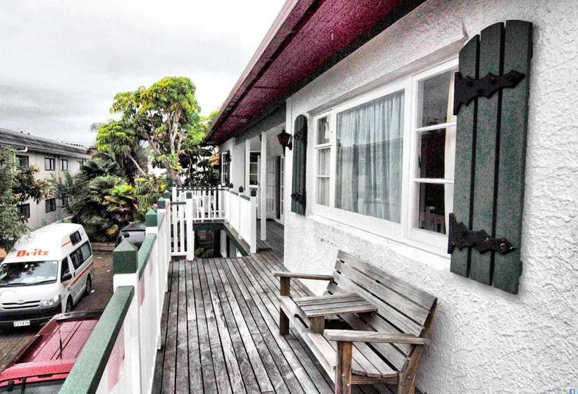 Hostel Centabay Lodge 18