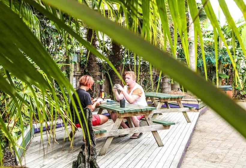 Hostel Centabay Lodge 2