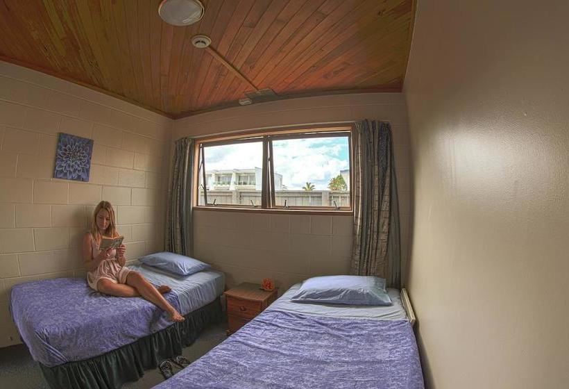 Hostel Centabay Lodge 6