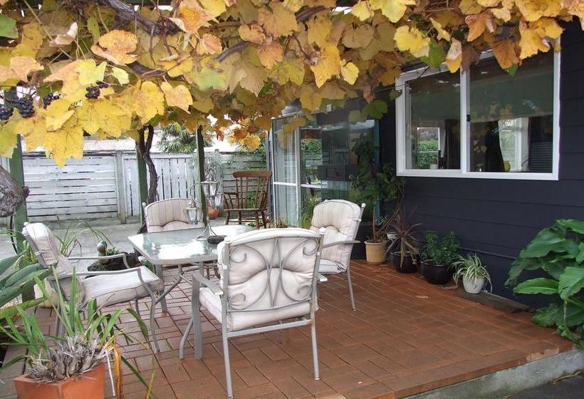 Wellesbourne Homestay B&b 2