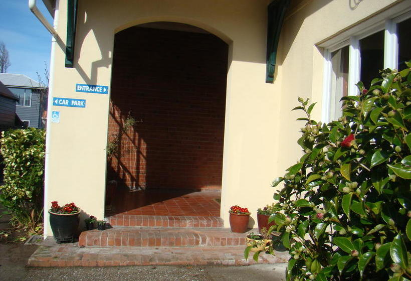 Bed and Breakfast Lovett Lodge 1