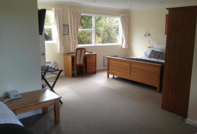 Hotel Ngati Ruanui Stratford Mountain House 11