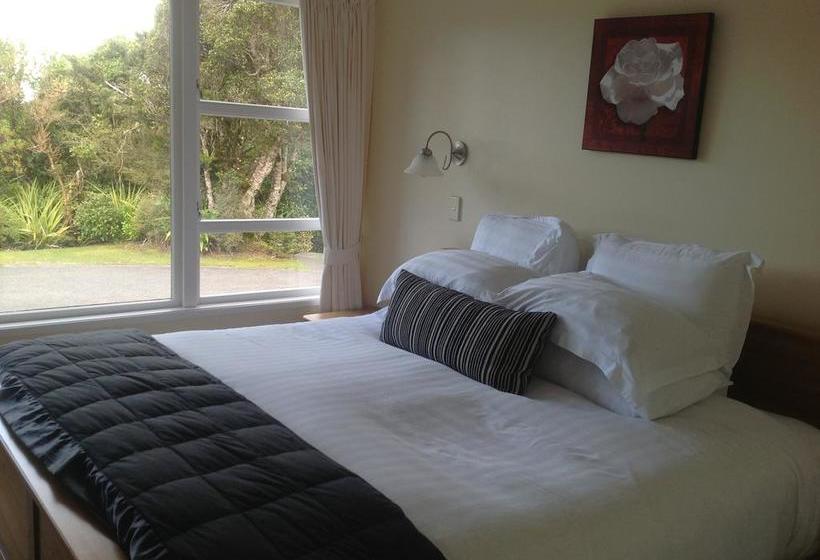 Hotel Ngati Ruanui Stratford Mountain House 2