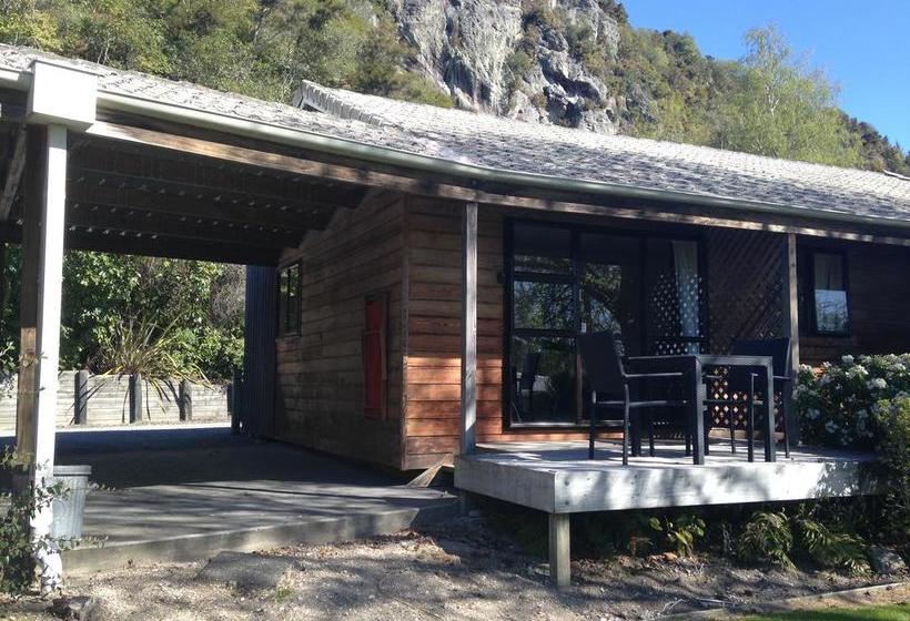 Motuoapa Bay Motel 12