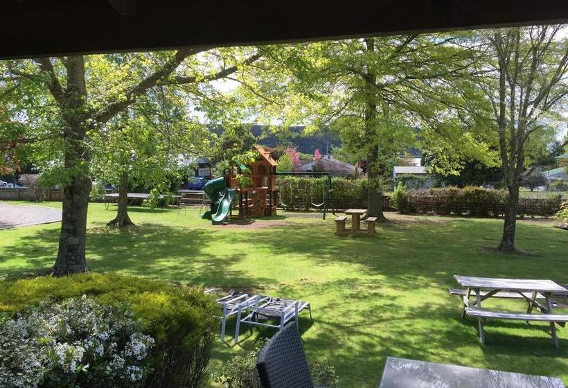 Motuoapa Bay Motel 16