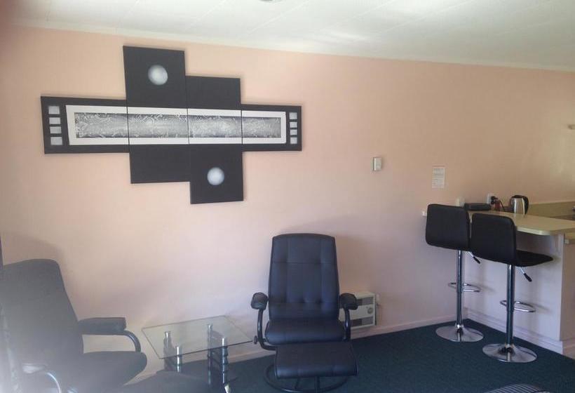 Motuoapa Bay Motel 19