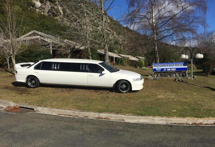 Motuoapa Bay Motel 8