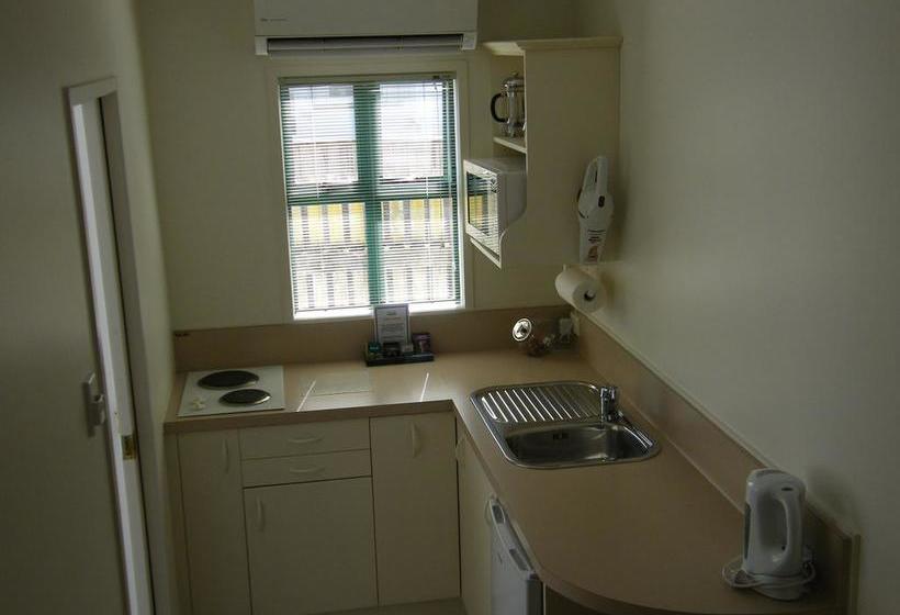 Motel Cambridge Mews 10