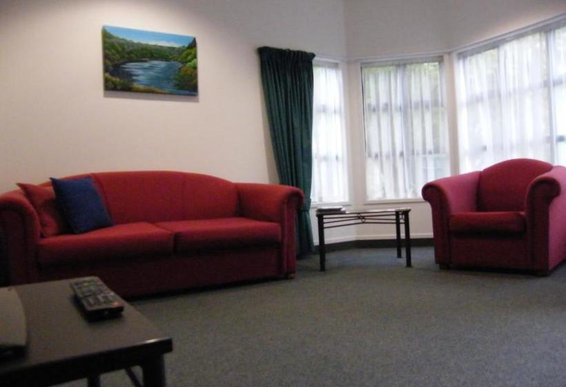 Motel Cambridge Mews 15