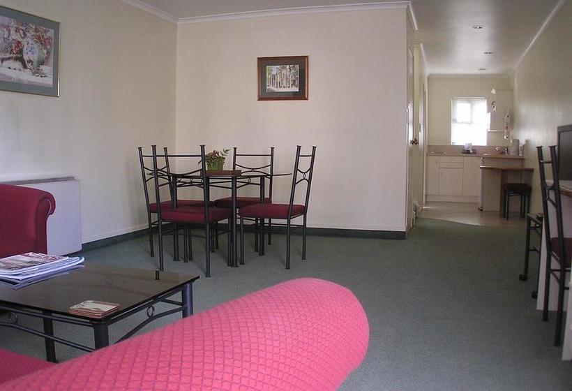 Motel Cambridge Mews 20