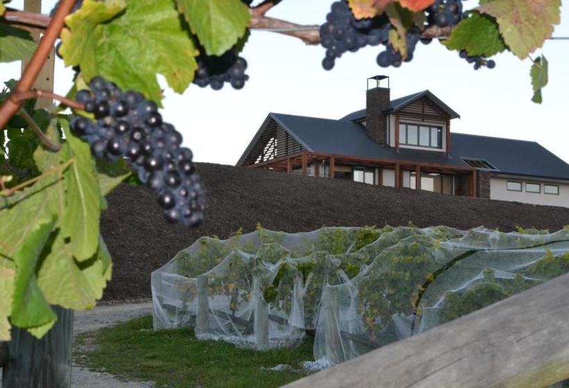 Bed and Breakfast Pine Hill Lodge 1