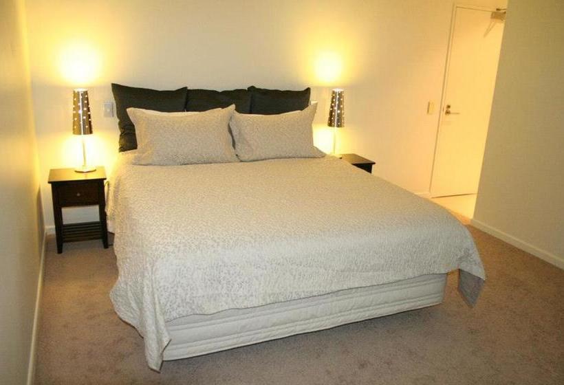 Bed and Breakfast Pine Hill Lodge 12