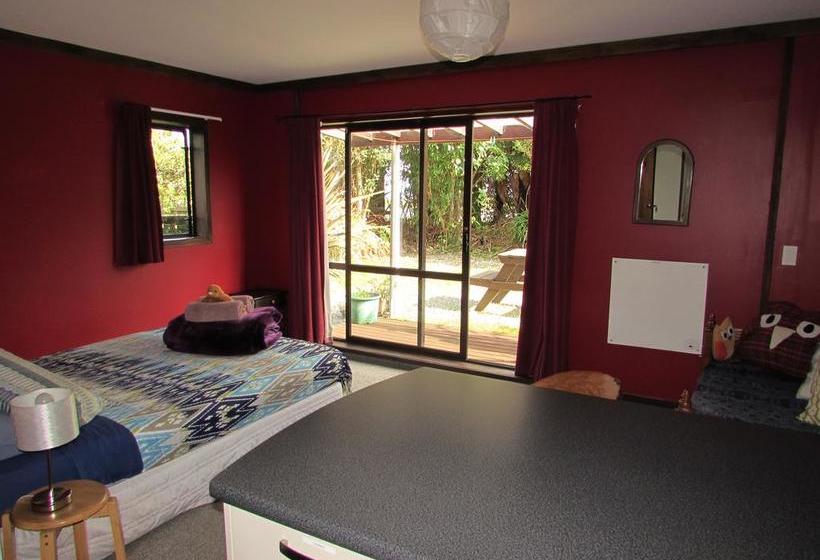 Hostel Birdsong Backpackers 14